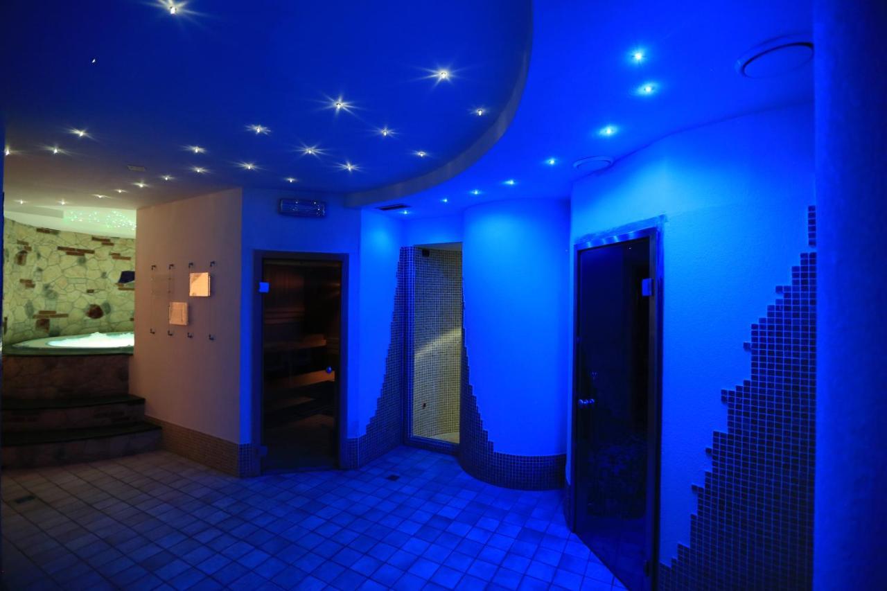 Hotel Laurin Canazei Exterior foto